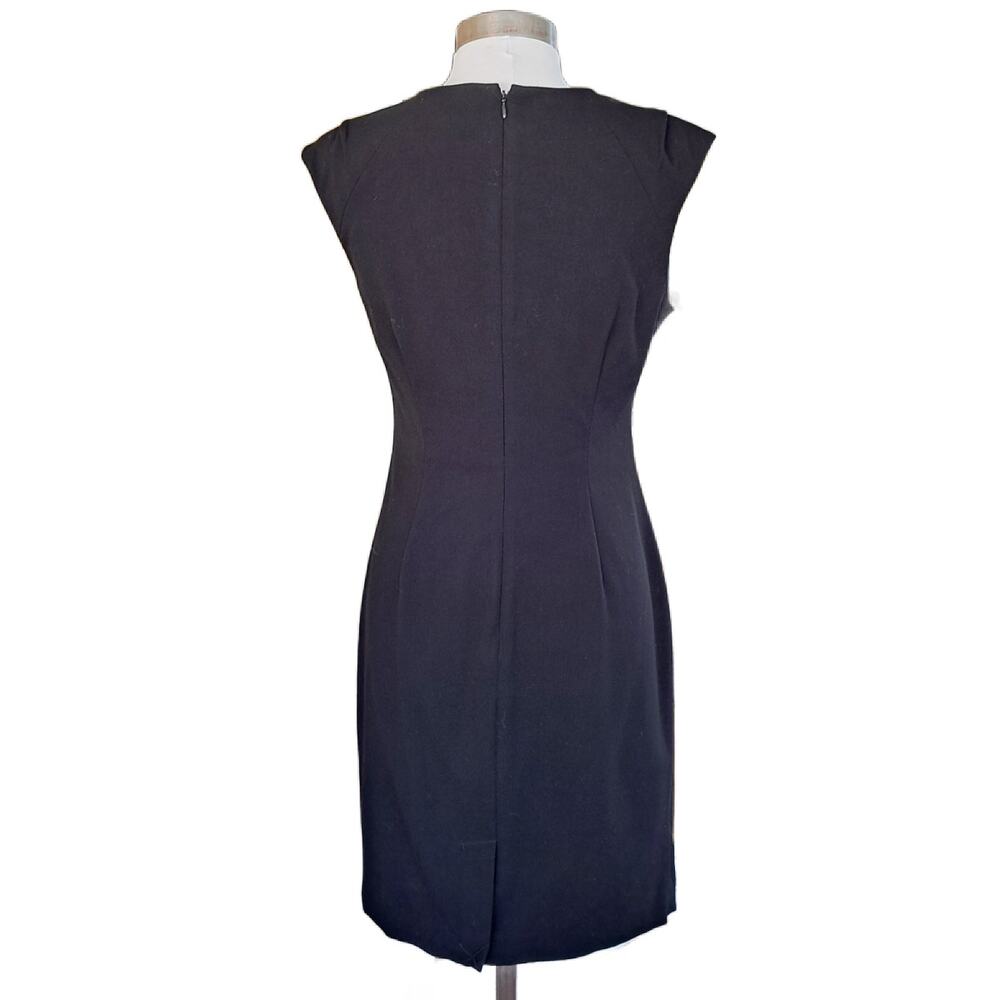 Calvin Klein Cap Sleeve Scoop Neck Ruched Black Sheath Dress Size 10 - Picture 4 of 12